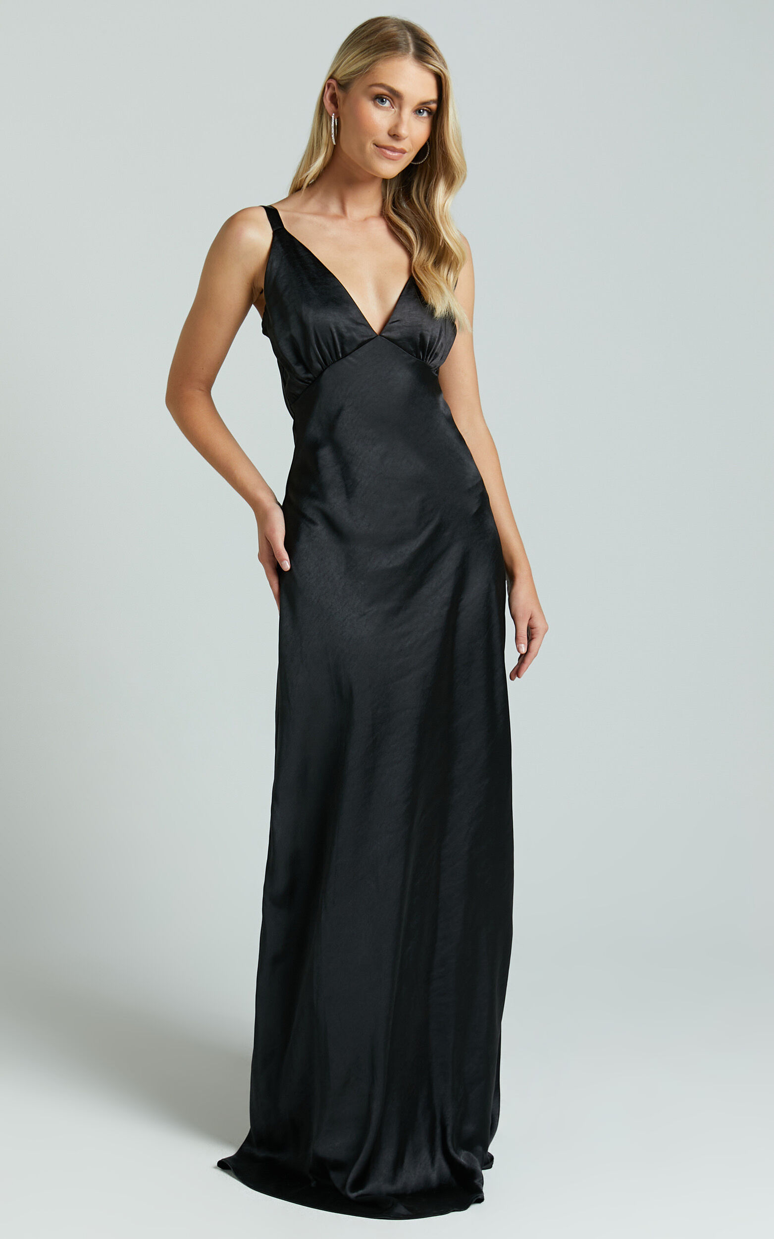Anjorie Maxi Dress - Plunge Neck Wide Strap Sleeveless Slip in Black - 06, BLK1