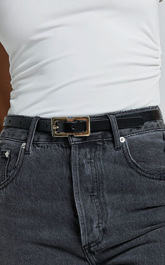 Aubrey Rectangle Buckle Belt in Black and Gold