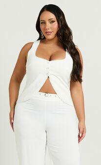 Romeo Top - Scoop Neck Button Down Vest in White