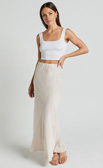 Emlei Top - Square Neck Cropped Knit Top in White