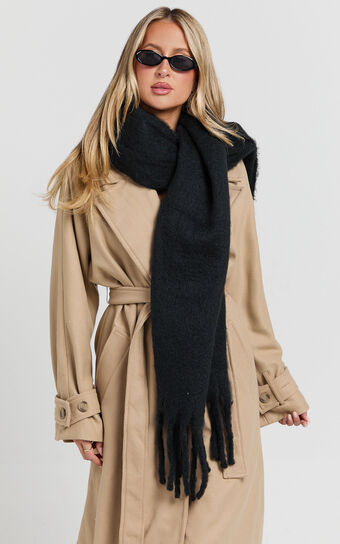 Ramira Scarf - Heavy Weight Scarf in Black