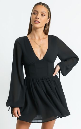 Calista Dress in Black