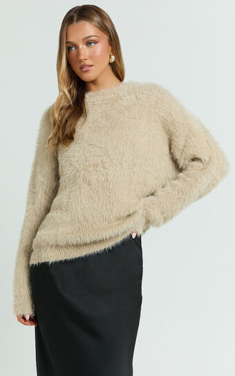 Joena Jumper - Fluffly Knit Jumper in Neutral