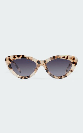 Luv Lou - The Harley Sunglasses in Cream Tort