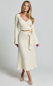 Andreia Midi Dress - Knitted Wrap Long Sleeve Dress in Cream