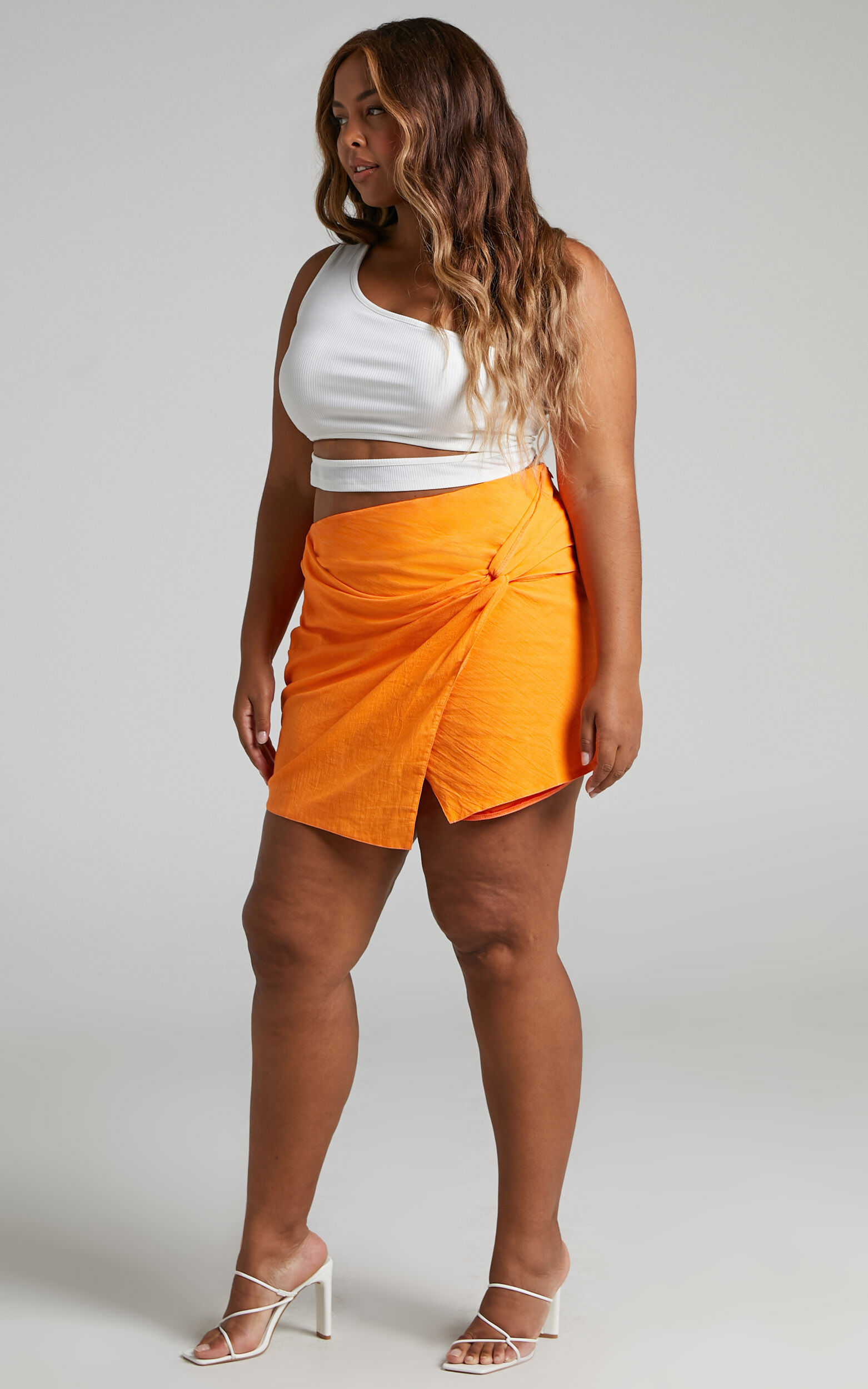Orange mini skirt size 18 top