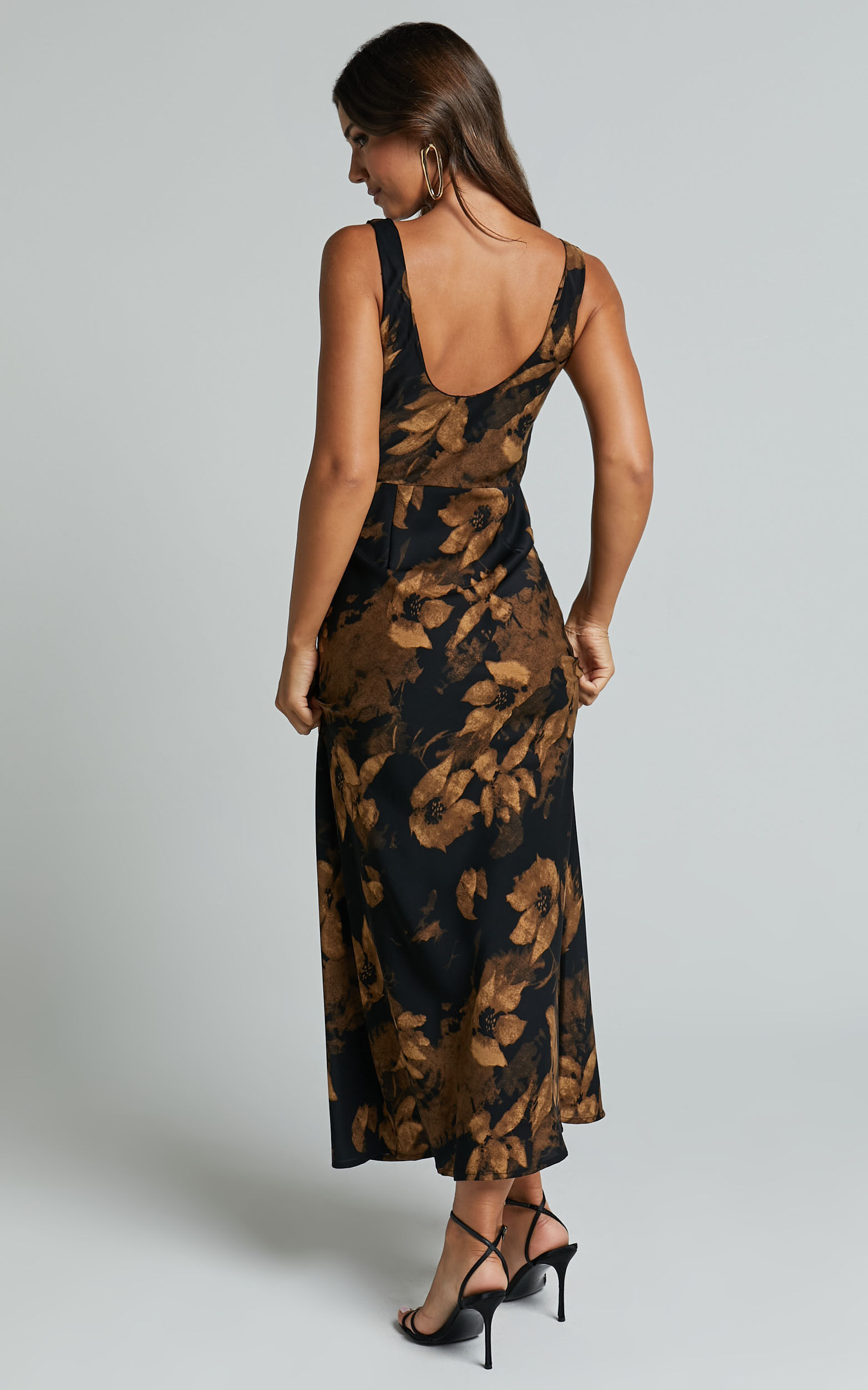 Sleeveless print dress 2025