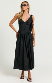 Beckett Midi Dress - Scoop Neck Drop V Waist Gathered Skirt Dress in ...
