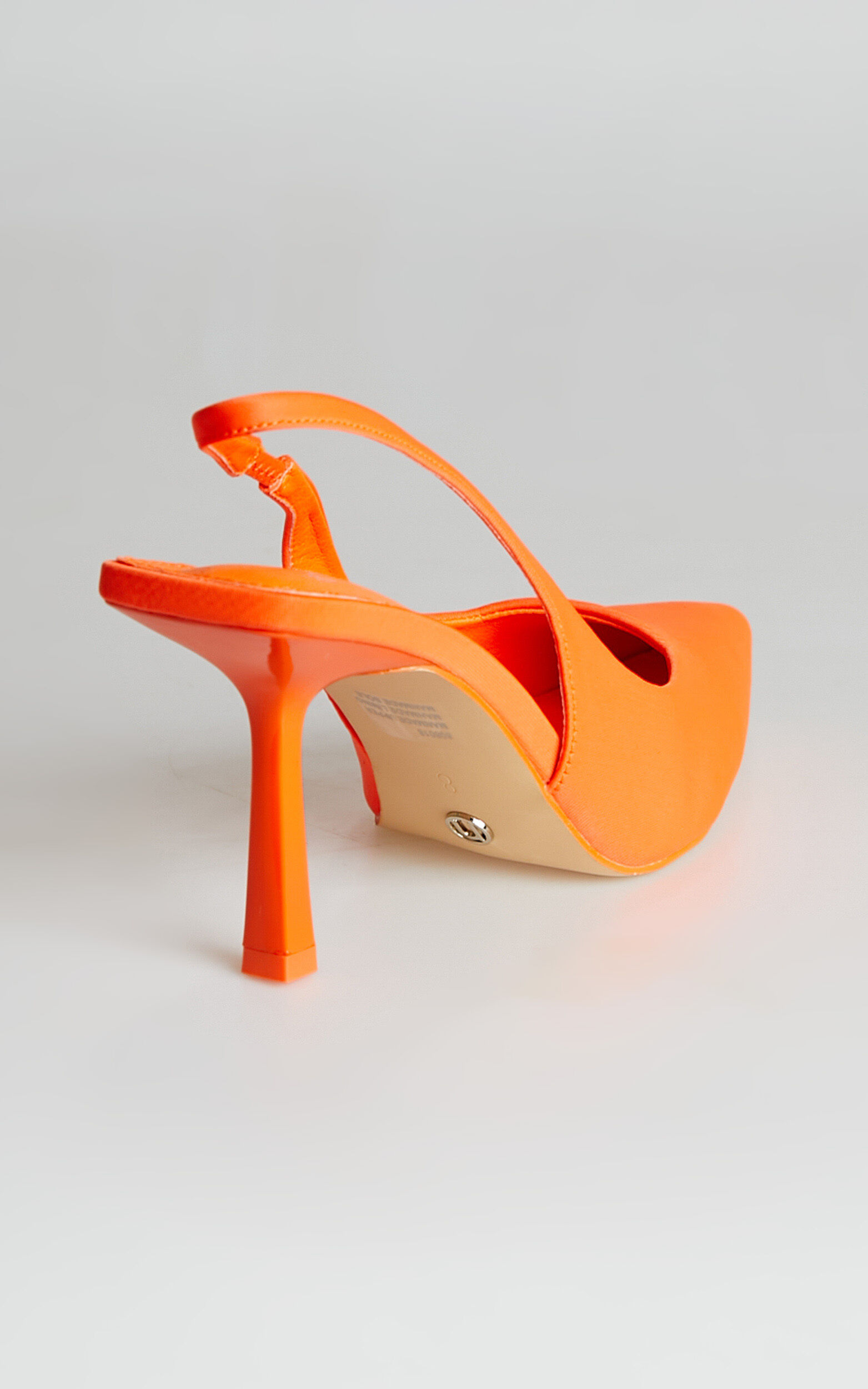 Novo heels store