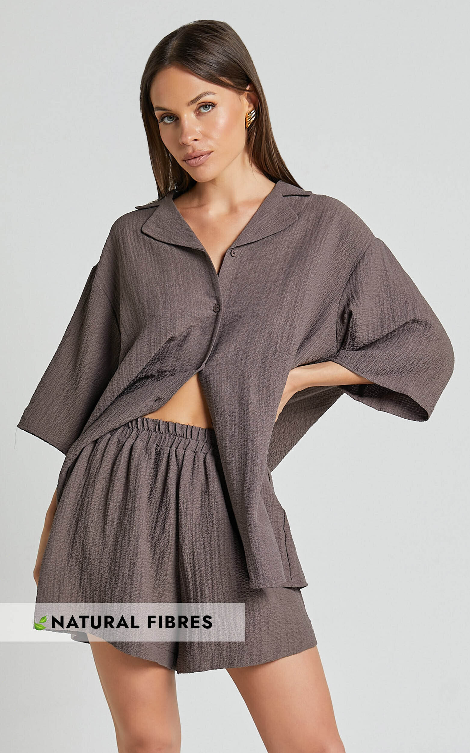 Kiana Shorts - High Elasticated Waist Relaxed Shorts in Mocha - 06, GRY1
