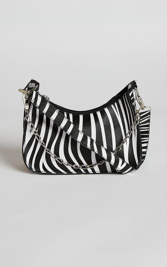 Yassey Silver Chain Strap Shoulder Bag in Black/White Zebra Print