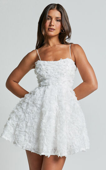 Alvia Mini Dress - 3d Flower Full Skirt Dress in White