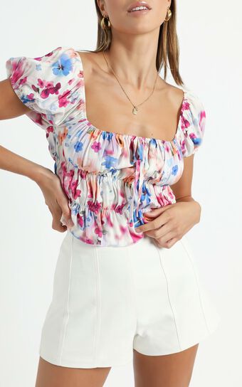Gimme Top in Blur Floral