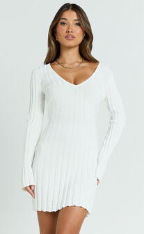 Carissa Mini Dress - V Neck Long Sleeve Knit Dress in White