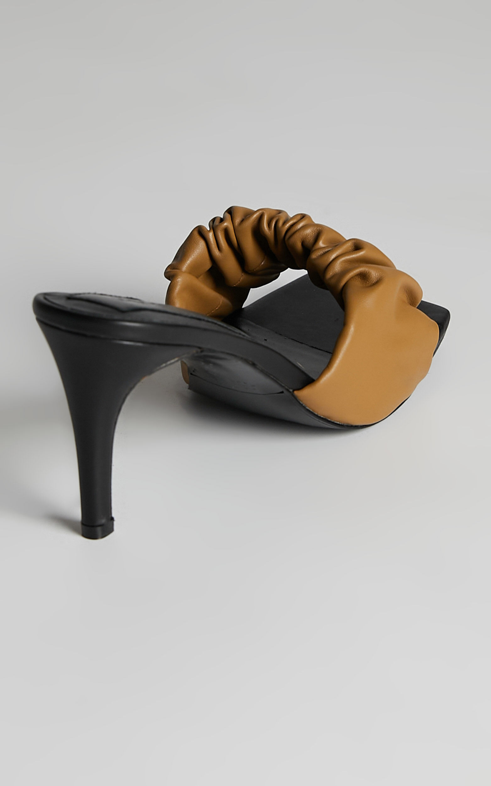 Jaggar the label best sale square heel