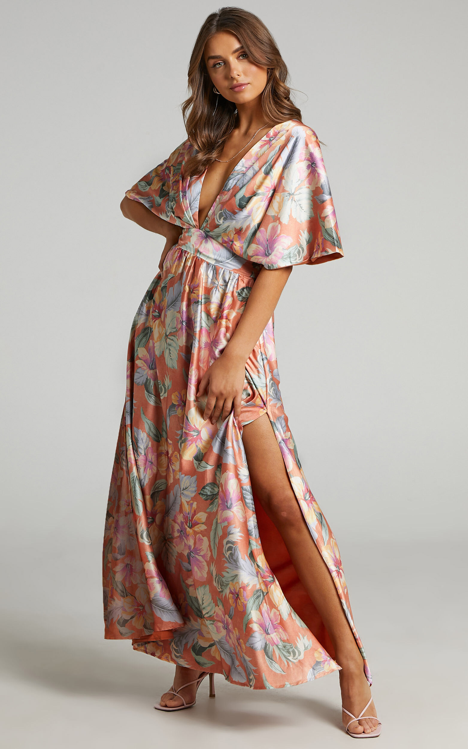 Plunge maxi dress with sleeves online