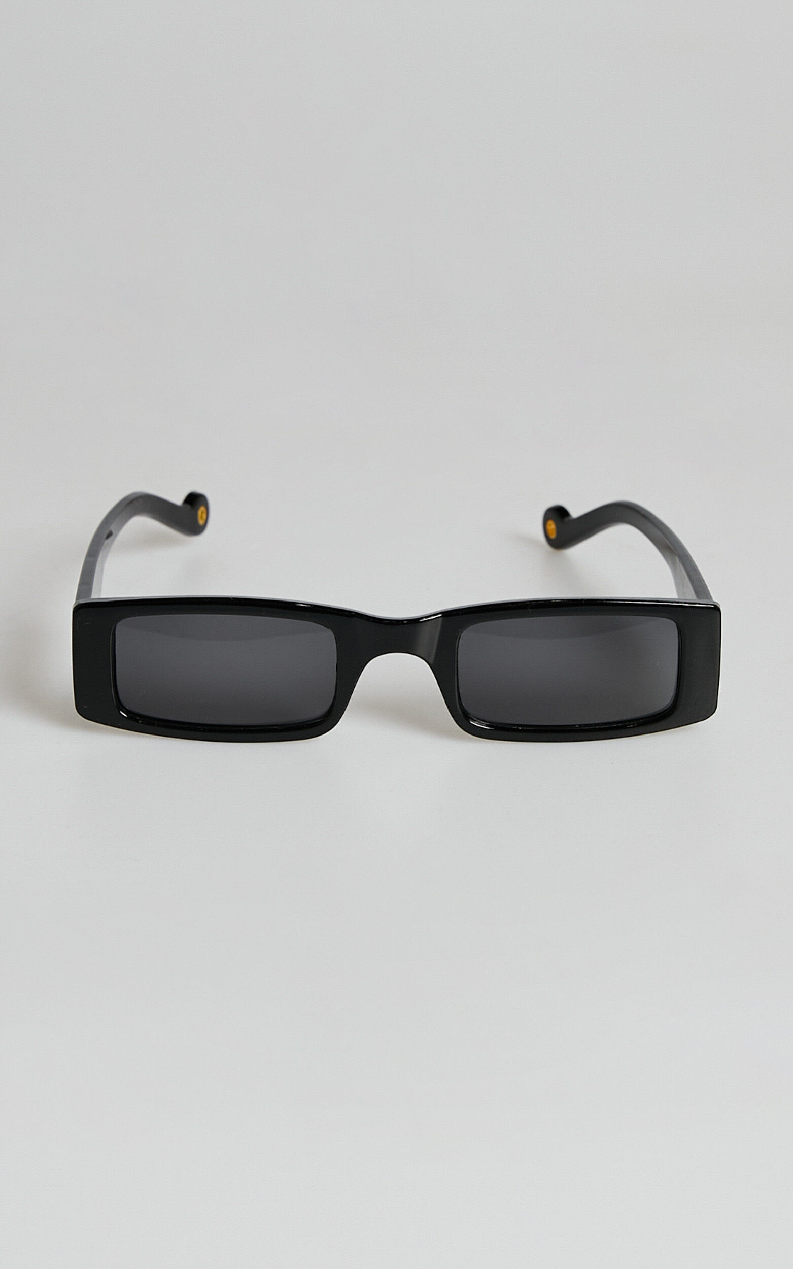 Black rectangle sunglasses men sales