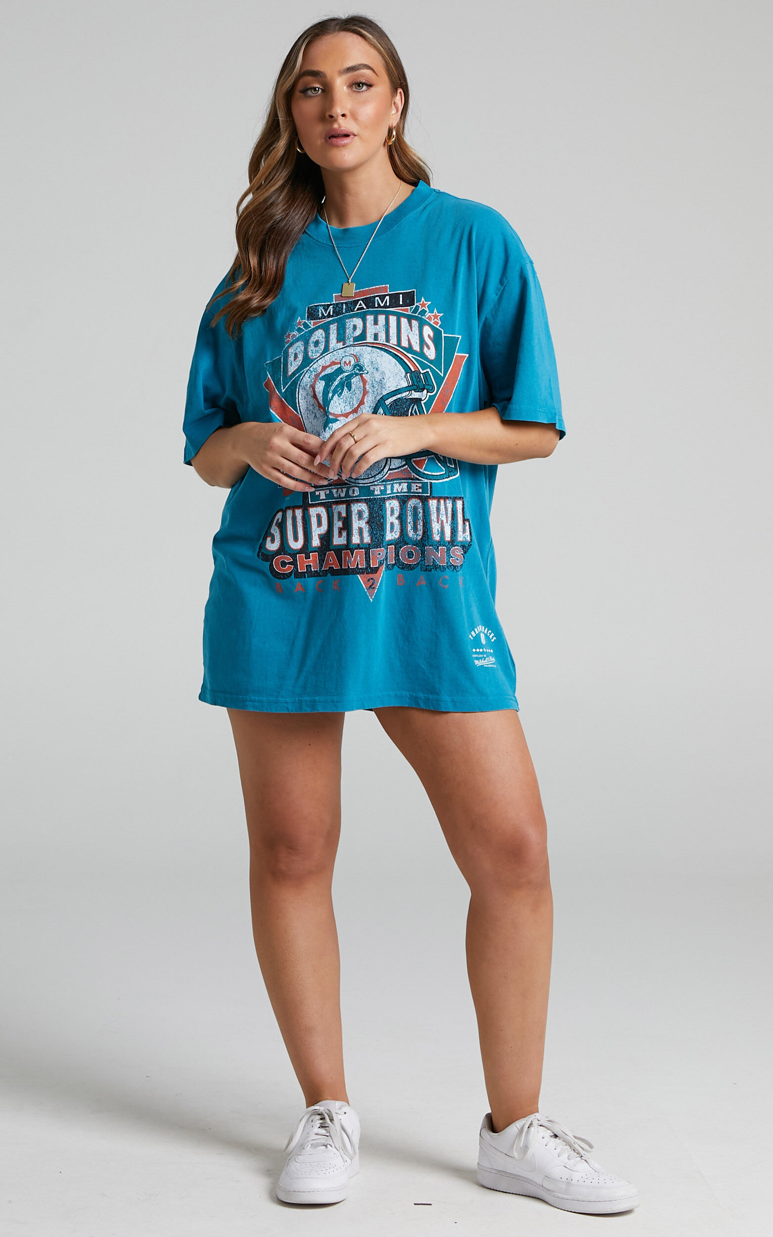 Mitchell & Ness - Miami Dolphins Vintage Super Bowl Tee in Mitchell & Ness - Miami Dolphins Vintage Super Bowl Tee in