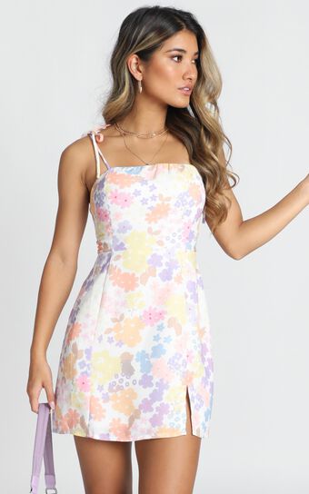 Making Promises Dress in White Floral