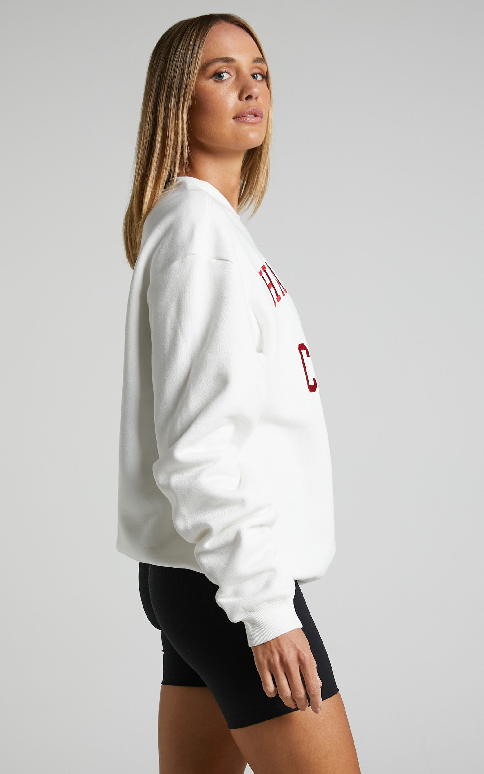 NCAA - Harvard University Athletics Crew in Vintage White