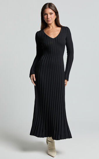 Astra Midi Dress - V Neck Long Sleeve Knit Dress in Black