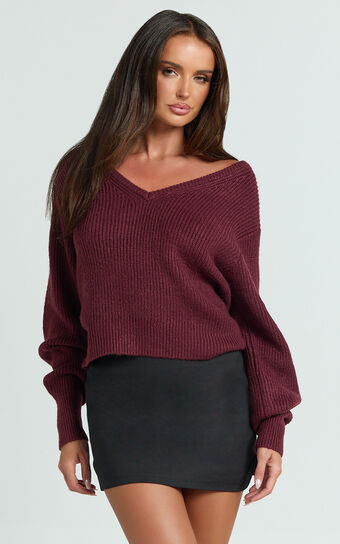 Tiana Sweater - V Neck Long Sleeve Knit Sweater in Burgundy