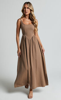 Rhaziya Midi Dress - Sleeveless Straight Neck Fit and Flare Dress in Tobacco