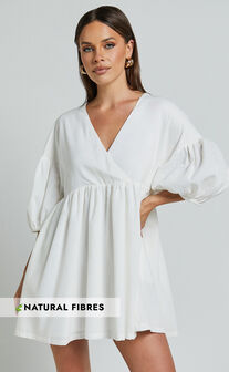 Akane Mini Dress - Linen Look V Neck 3/4 Sleeve Smock Dress in Off White