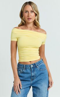 Gena Top - Off Shoulder Gathered Short Sleeve Top in Pastel Yellow