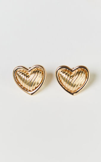 Laine Earrings - Heart Textured Stud Earrings in Gold