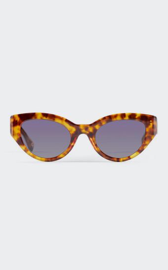 Luv Lou - The Dillon Sunglasses in Tort