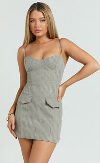 Angela Mini Dress - Sweetheart Neck Bodycon Checkered Dress in Beige Check