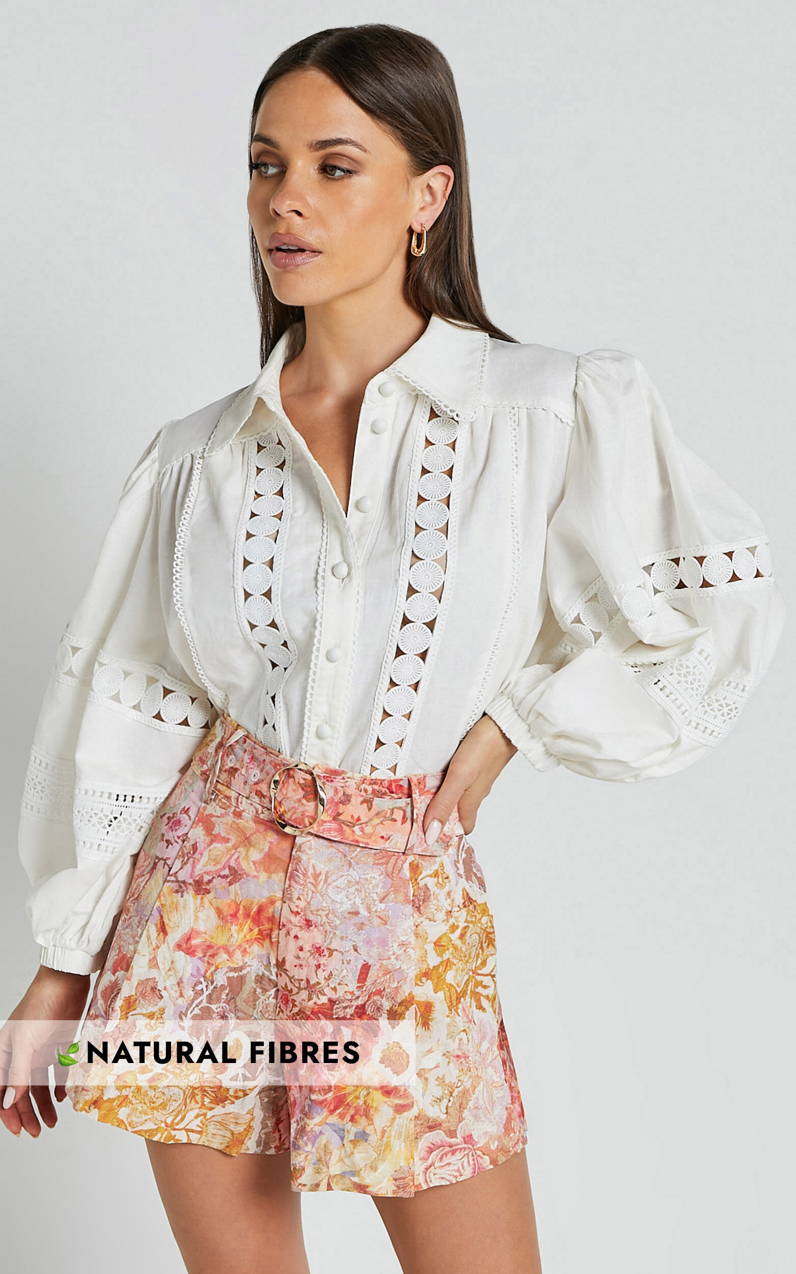 Amalie The Label - Julessa Linen Blend Puff Sleeve Lace Detail Blouse in White - 06, WHT1