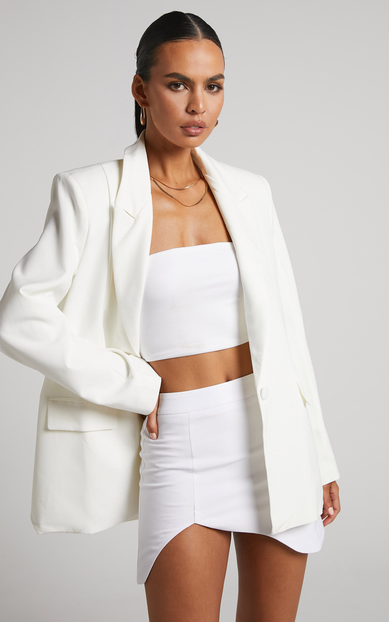 Sharmiel Blazer - Plunge Neck Oversized Longline Blazer in Ivory - 04, WHT2