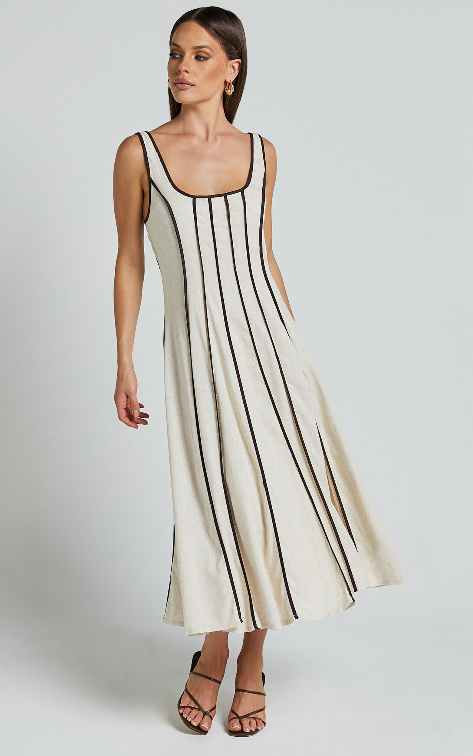 Yvette Midi Dress - Scoop Neck Sleeveless A Line Dress in Natural/Chocolate - 06, NEU1