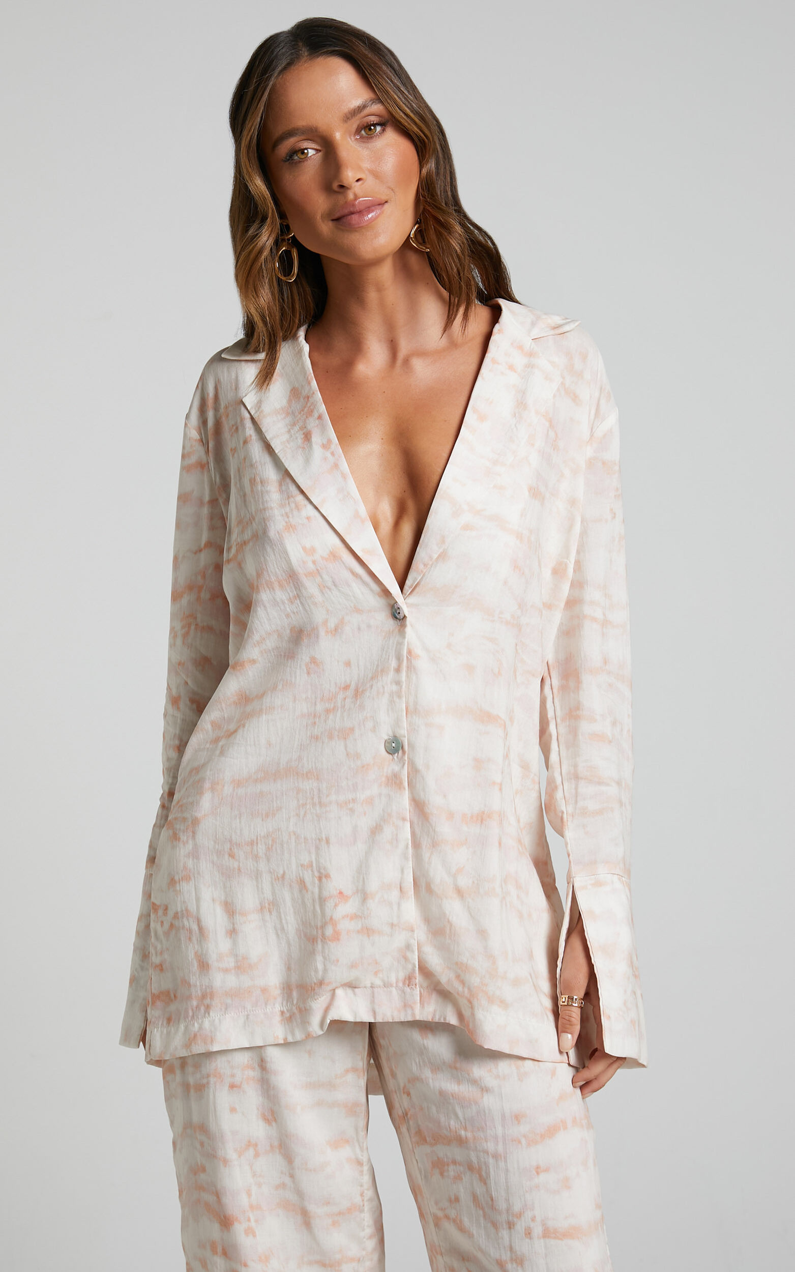 Amalie The Label - Aladene Linen Look Blend Shirt in Harlem Print - 04, WHT1