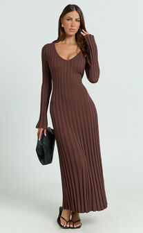 Astra Maxi Dress - V Neck Long Sleeve Knit Dress in Chocolate