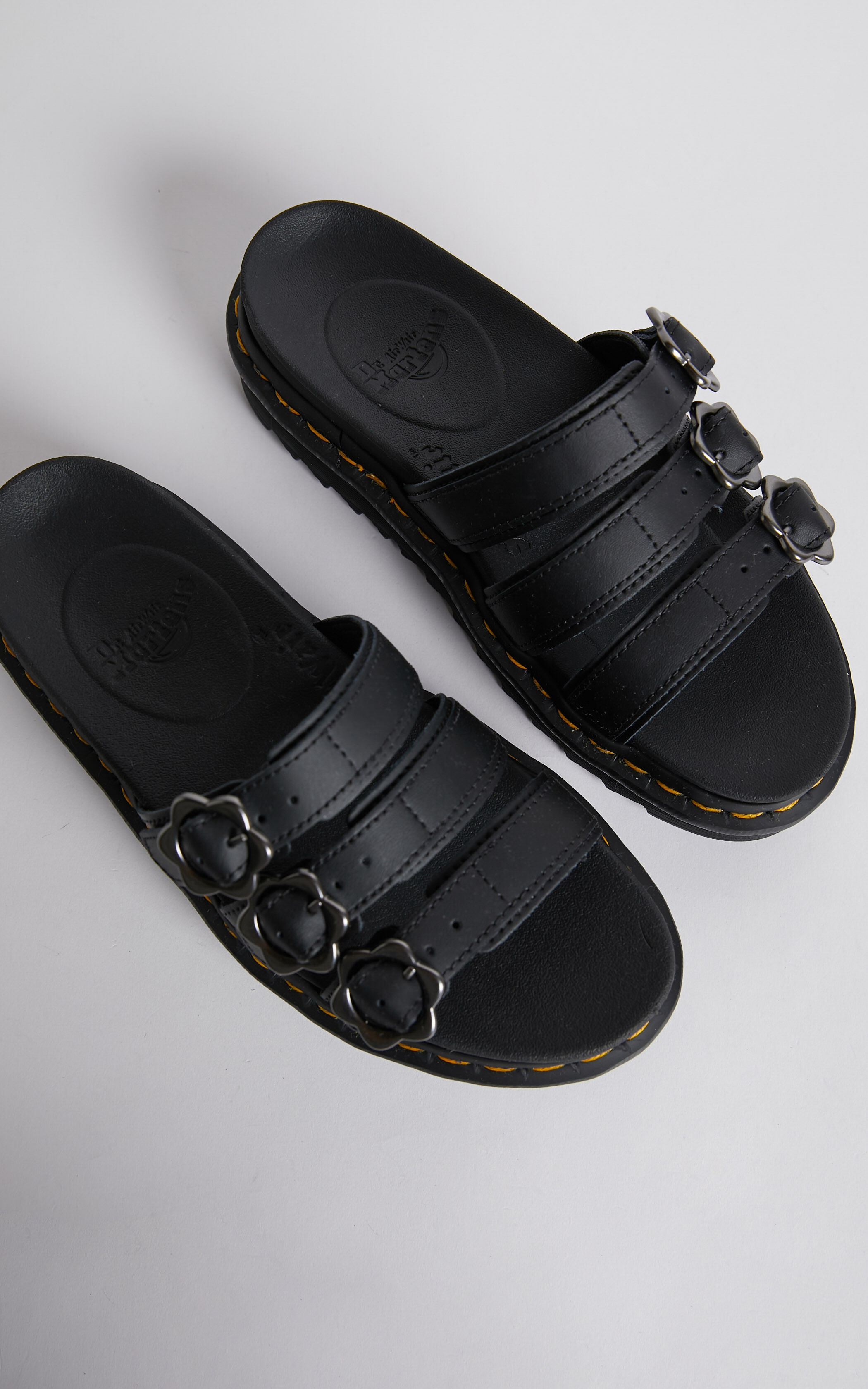 Dr martens shop floral sandals