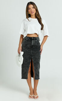 Janeve Midi Skirt - Front Split Denim Skirt in Black Acid Wash