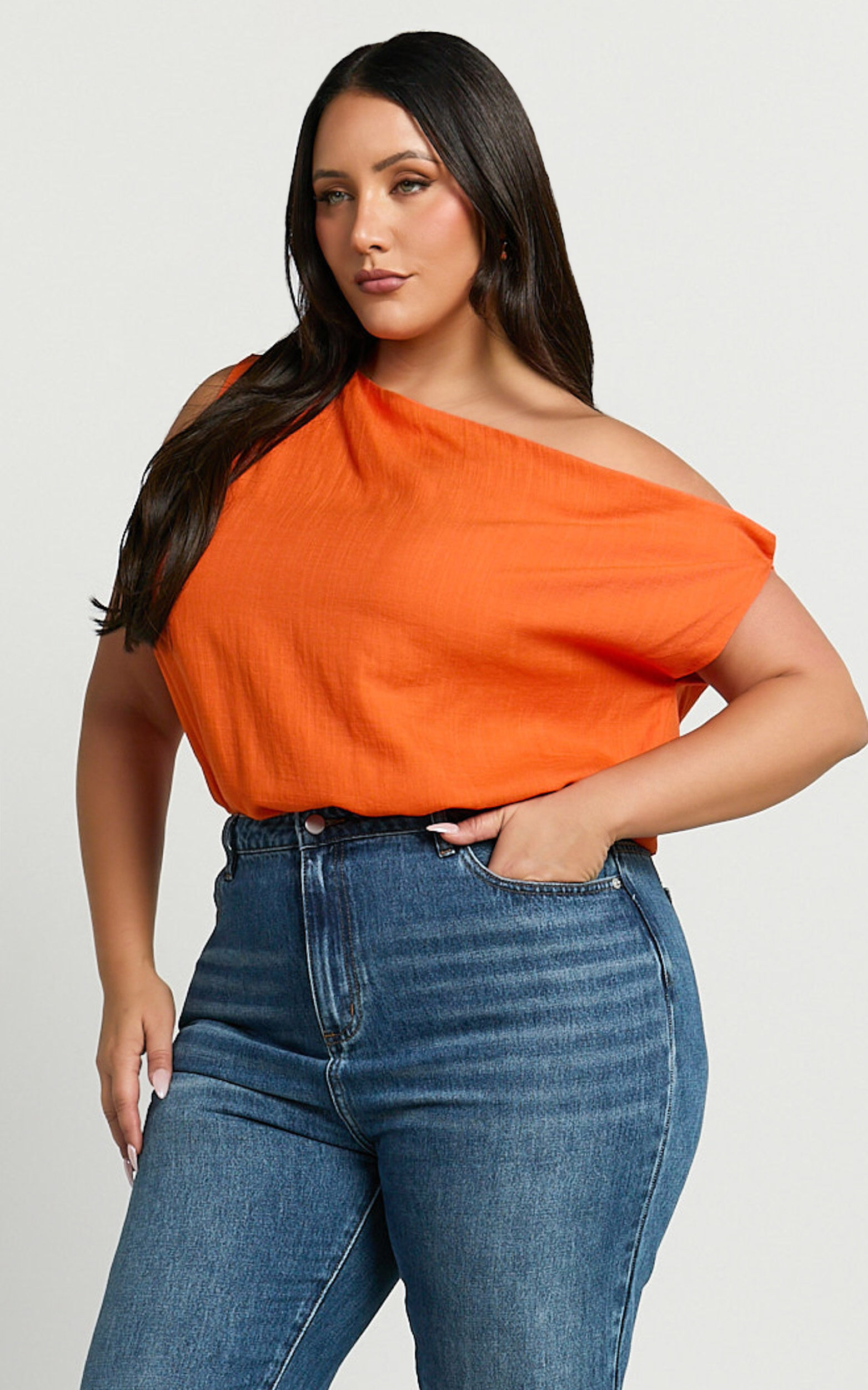 【mnem】Simon Slit One Shoulder Tee mnem】Simon Slit One Shoulder Tee HA 008 - ONE SHOULDER