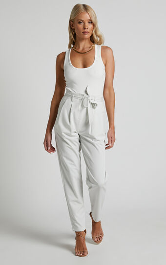 Raegen Pant - High Waist Tapered Leg Pant in Stone