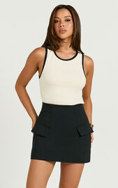 Lacey Top - Scoop Neck Contrast Bind Detail Top in Cream/Black | Showpo