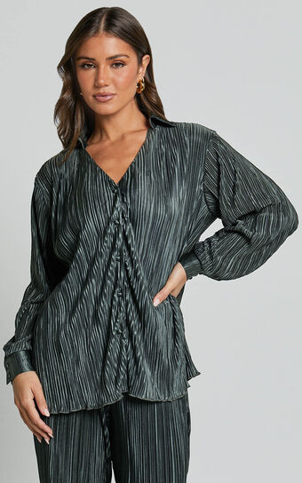 Beca Shirt - Plisse Button Up Shirt in Olive