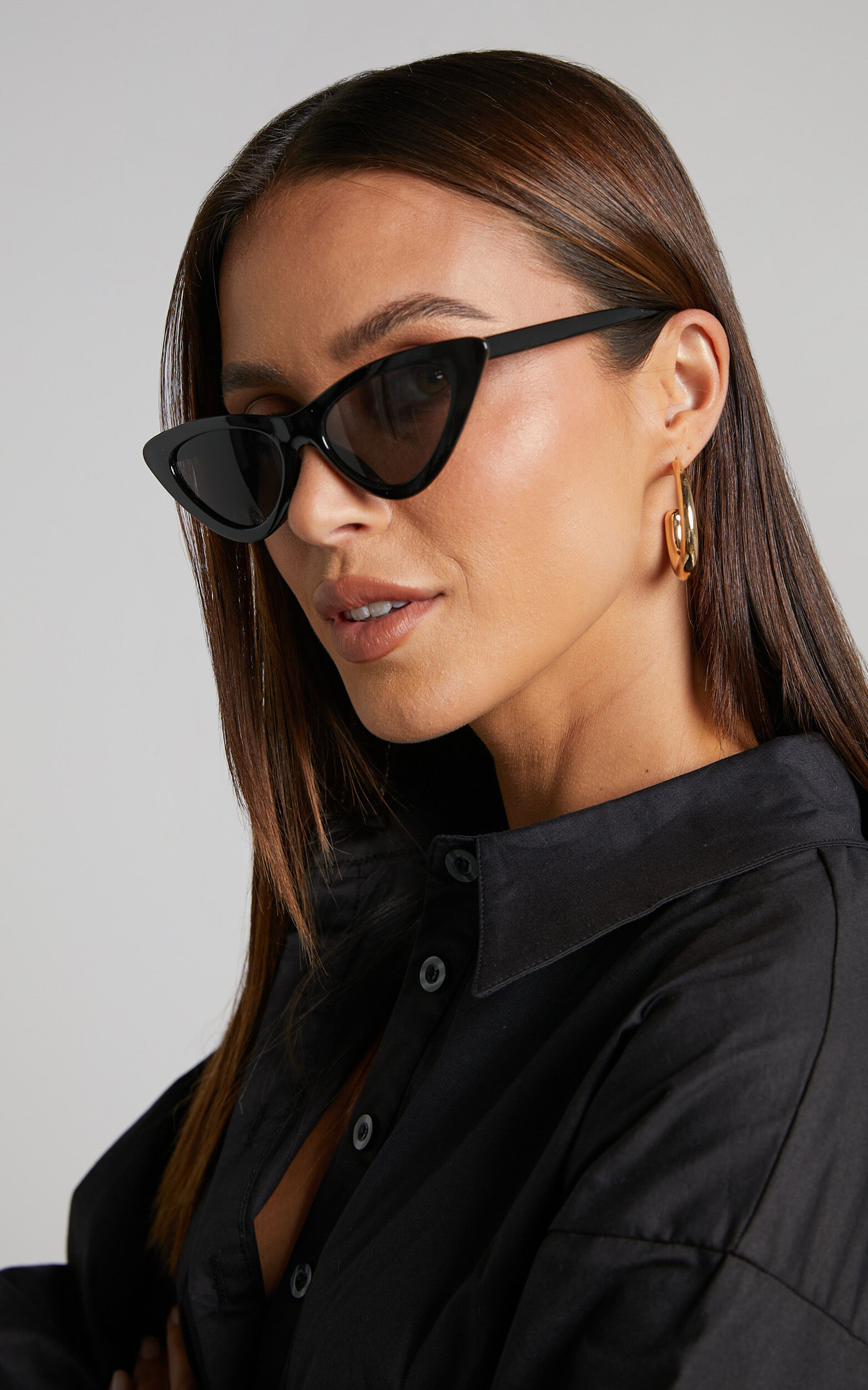 All black cat eye sunglasses 2025