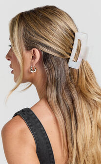 Wilda Hair Clip - Rectangle Claw Hair Clip in Cream