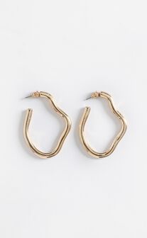 Benny Earrings in Gold