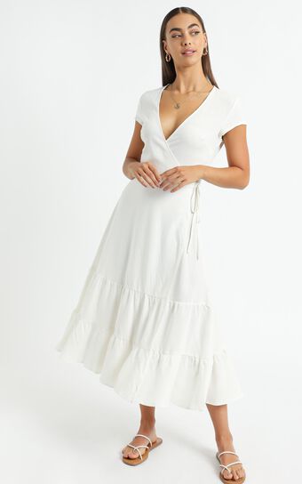 Maddilyn Dress in White