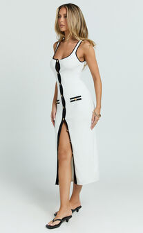 Gabby Midi Dress - Sweetheart Strapped Hardware Button Front Fitted Contrast Trim Knit Dress in Cream