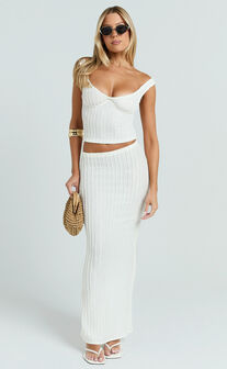 Billie Top - Textured Jersey Off Shoulder Top in Off White