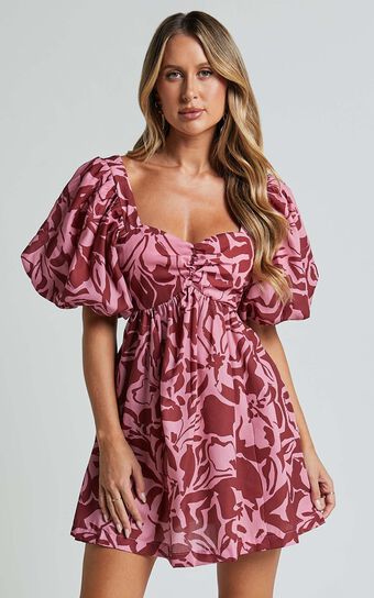 Lydie Mini Dress - Sweetheart Short Balloon Sleeve Ruched Bodice Dress in Whirlwind Floral Print Showpo